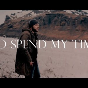 The Cosmic Surfer – Someone I Can’t Hold (Lyric Video)