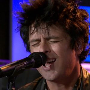 Billie Joe Armstrong Discusses “Honouring” His Late Father With Wake Me Up When September Ends