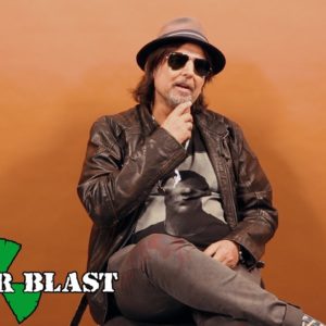 PHIL CAMPBELL – Talks vinyl records (EXCLUSIVE TRAILER)