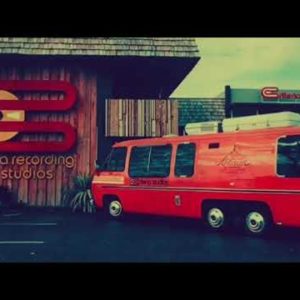 Saudade "Crisis" (Official Video)