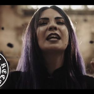 Skarlett Riot – Gravity (Official Music Video)