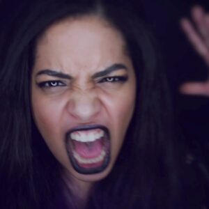 Video Premiere: Marlene Mendoza – ‘Lost Control’
