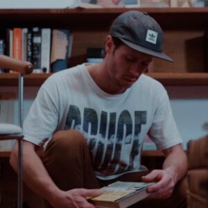 Video Premiere: Nominee – ‘Kitchen Sink’