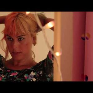Video Premiere: Evan Weiss – ‘The Question’
