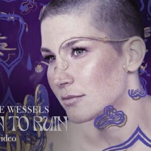 Charlotte Wessels – HUMAN TO RUIN – Official Lyric Video