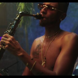 Masego Performs “You Never Visit Me” in Brazil