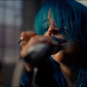 Charlotte Sands – Alright (Live Performance Video)