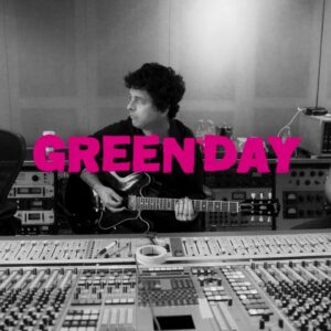Green Day、最新アルバム『Saviors』はどのようにレコーディングされたか (楽曲のメイキング映像まとめ)