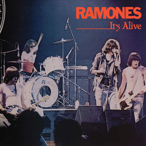 ラモーンズ『It’s Alive』 4CD+2LPの40周年記念エディション発売、未発表ライヴアルバム3枚追加