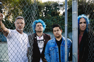 NOFX 新アルバム『Single Album』を2月発売 「Linoleum」リワーク版(アヴェンジド・セヴンフォールド参加)のMV公開