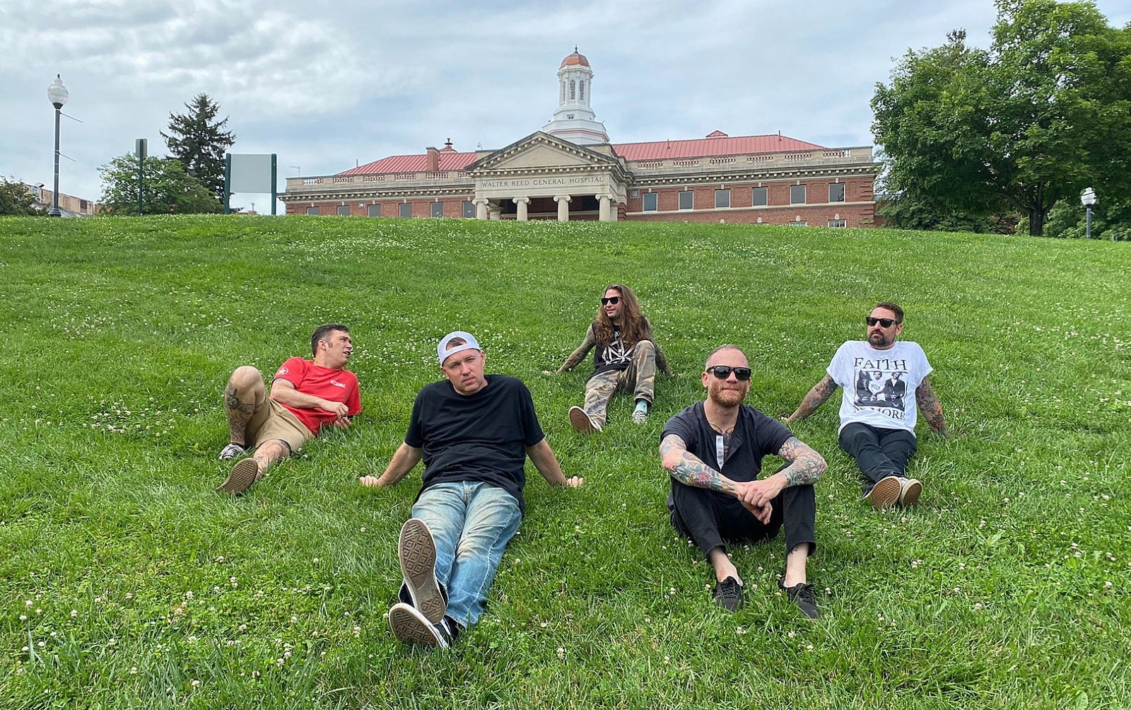 BE WELL (members of Battery, Bane, Darkest Hour, Fairweather & more) premiere new heartfelt song & video “Magic”