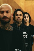 FEVER 333、ニューEP『Wrong Generation』が1/27に日本先行でCDリリース決定!ライヴ音源&レア曲のボーナス・トラックも収録!