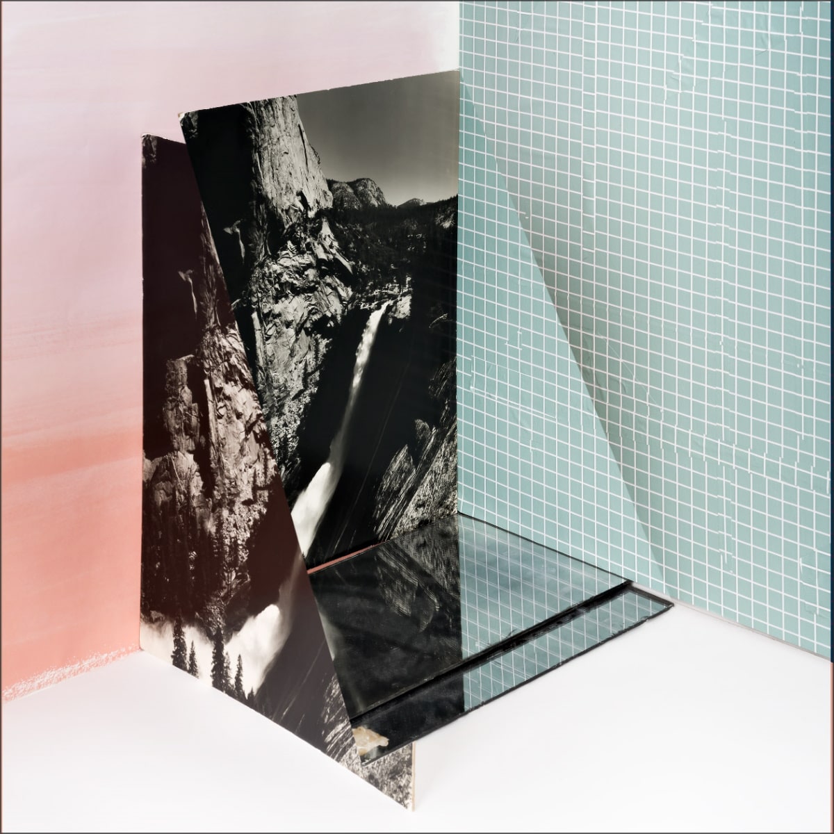 Post punk act TOPOGRAPHIES share top 10 records that inspired their shoegazin’, ethereal debut album “Ideal Form”