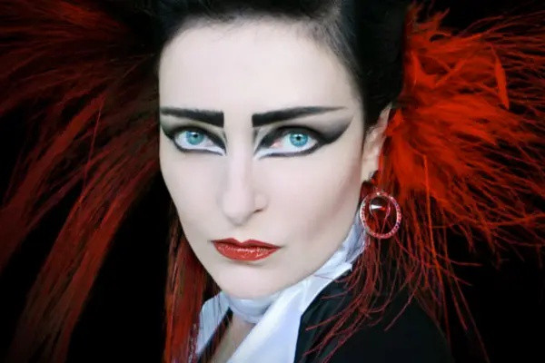 Tours: Siouxsie Sioux announces more UK & EU shows