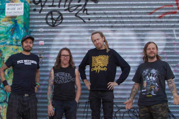 “Thought It Was Yoga But It Was Ketamine”: nuovo video online per i FRENZAL RHOMB