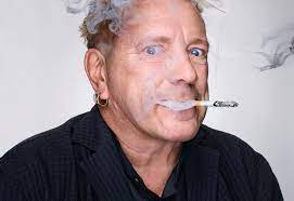 Mini-serie in arrivo sui Sex Pistols… e John Lydon non la prende bene!