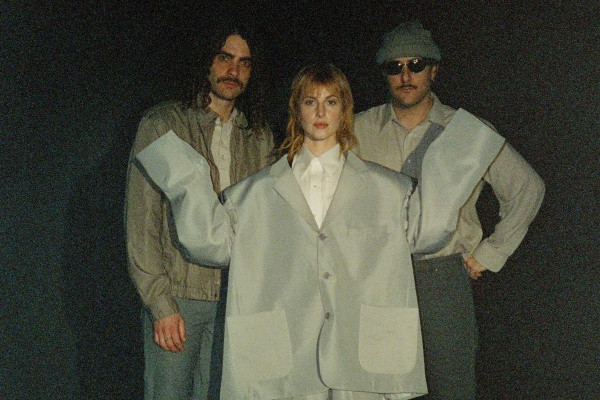 Paramore covers Talking Heads