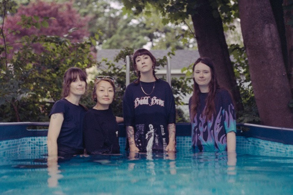 Penny and The Pits to release debut album, share “Pool Party” video
