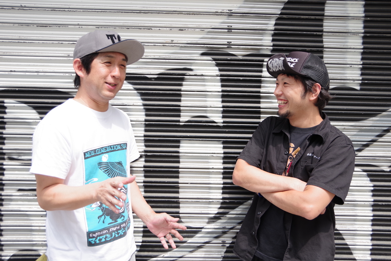 『PUNK THIS TOWN』主催のJAGGER（THE SKIPPERS）とGEN（GELUGUGU）地元・先輩後輩対談が実現