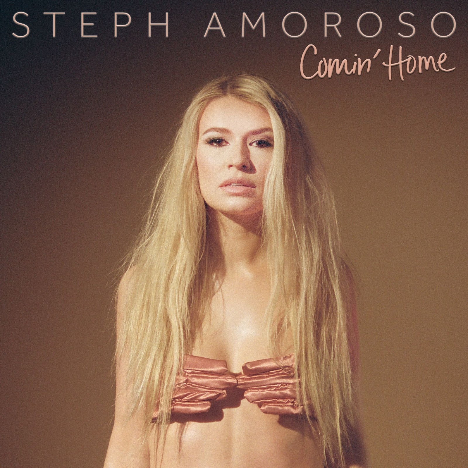 Steph Amoroso Returns with Her Newest Single, “Comin’ Home”!