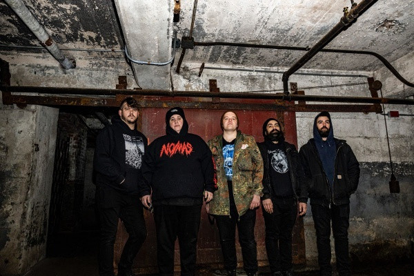 Tours: Sunrot and The Body to tour US